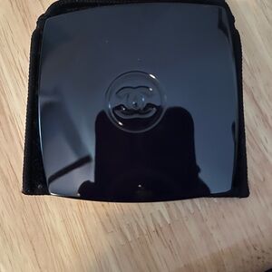 CHANEL navy  Compact